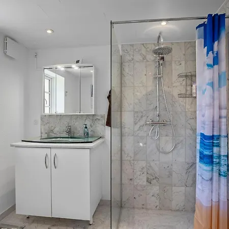 Awesome In Aero With Wifi 度假居 瑟比