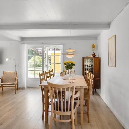 Awesome In Aero With Wifi 瑟比